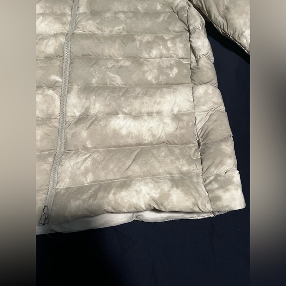 Lululemon navigation down coat - Picture 4 of 12